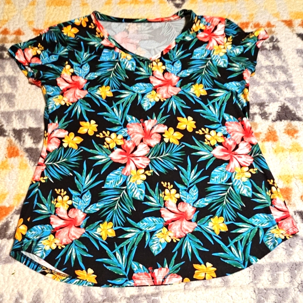 NOBO No-Boundaries Floral Orchid Blouse Size Large